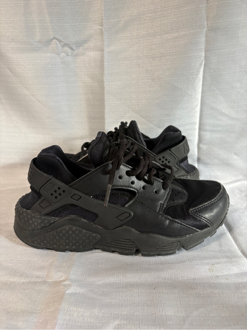 Nike Air Huarache Run Triple Black Boys Sneakers